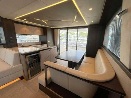 Sunseeker Manhattan 68 image