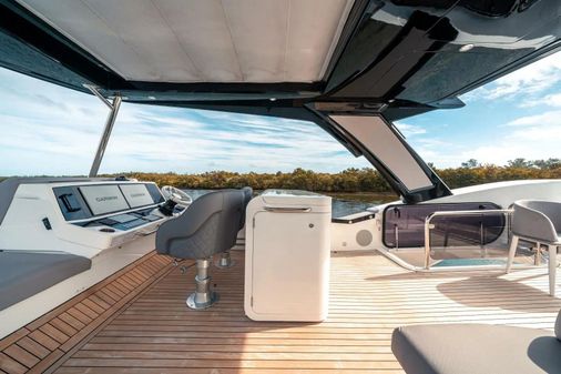 Sunseeker Manhattan 68 image