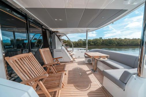 Sunseeker Manhattan 68 image