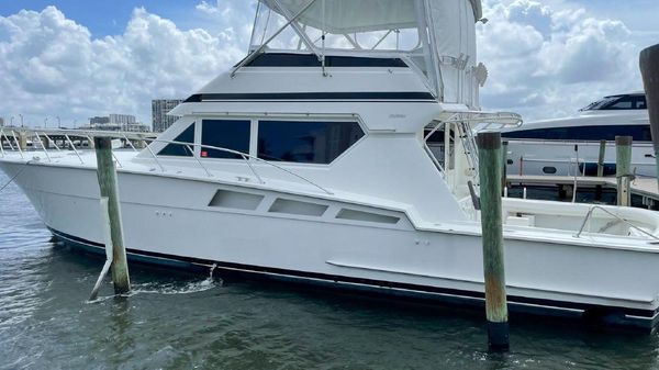 Hatteras 54 Convertible