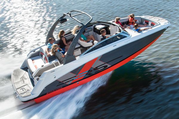 Four Winns HD240RS - main image