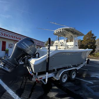 Cobia 262 Center Console image