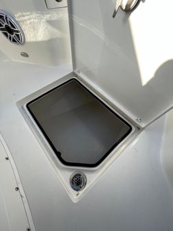 Cobia 262 Center Console image