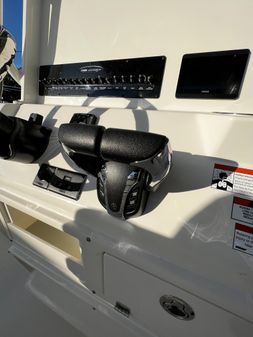 Cobia 262 Center Console image