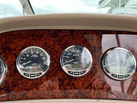 Sea Ray 300 Sundancer image