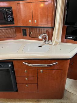 Sea Ray 300 Sundancer image