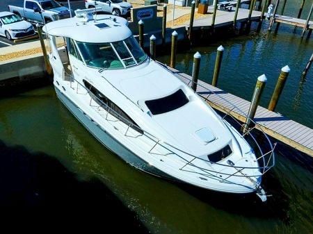 Sea Ray 40 Motor Yacht image