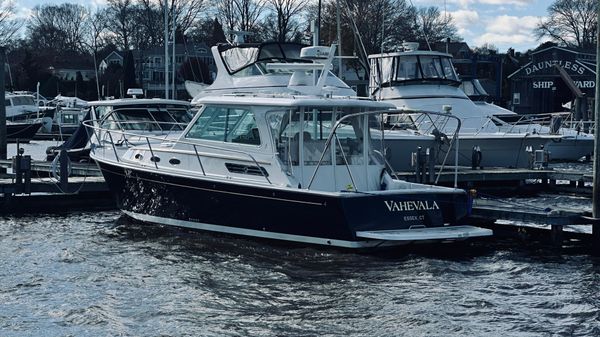 Back Cove 34 Express