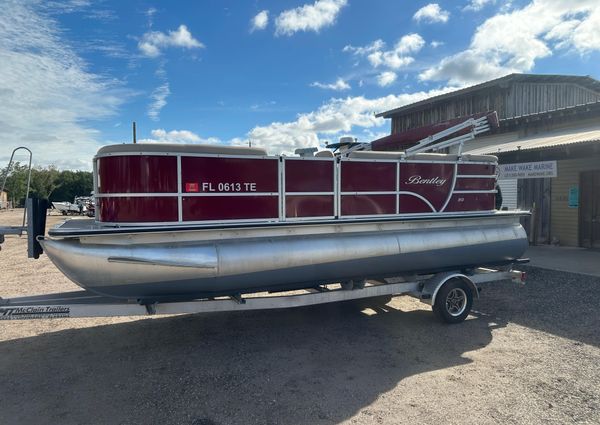 Bentley-pontoons 200-CRUISE image