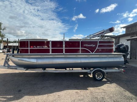 Bentley-pontoons 200-CRUISE image