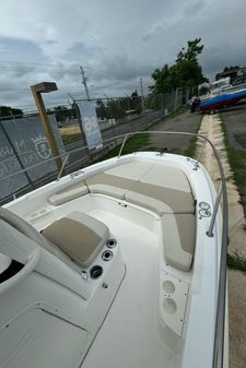 Boston Whaler 210 Dauntless image