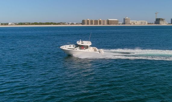 Boston Whaler 325 Conquest image