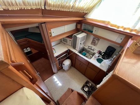 Hatteras 41-TWIN-CABIN image