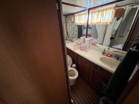 Hatteras 41-TWIN-CABIN image