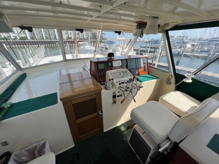 Hatteras 41-TWIN-CABIN image