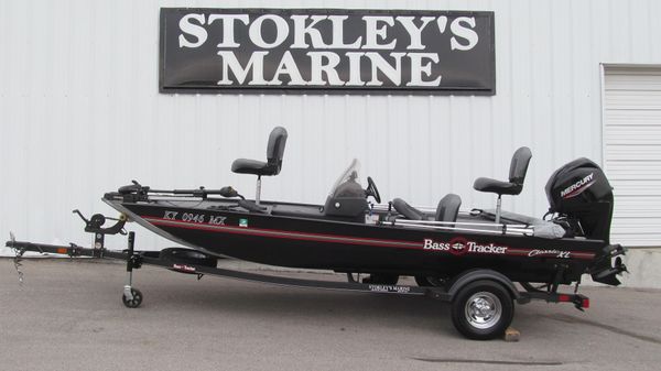 Tracker Bass Tracker Classic XL image