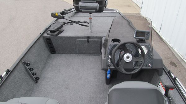Tracker Bass Tracker Classic XL image