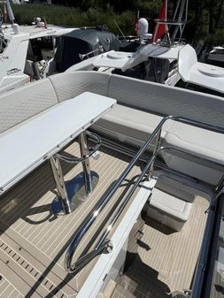 Galeon 400 Fly image