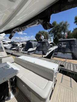 Galeon 400 Fly image