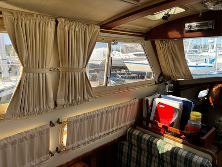 Pacific-seacraft PILOTHOUSE-32 image