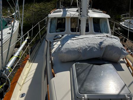 Pacific-seacraft PILOTHOUSE-32 image