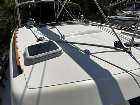 Pacific-seacraft PILOTHOUSE-32 image