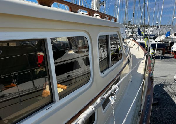 Pacific-seacraft PILOTHOUSE-32 image