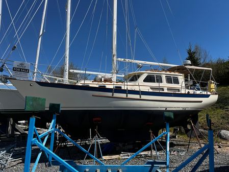 Pacific-seacraft PILOTHOUSE-32 image