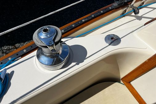 Pacific-seacraft PILOTHOUSE-32 image