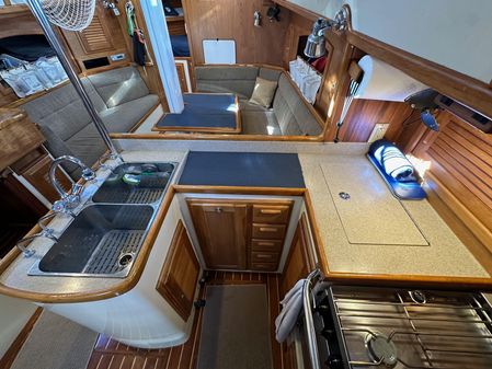 Pacific Seacraft 40 Voyager image