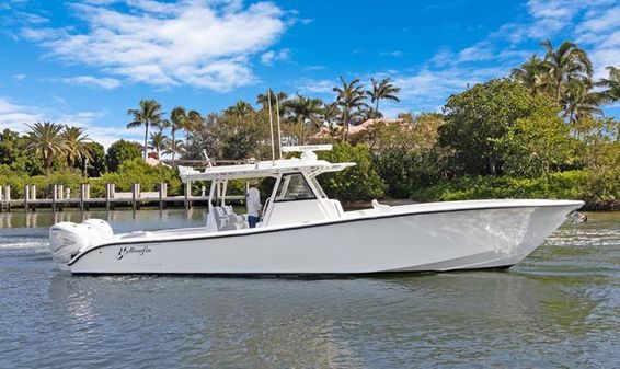 Yellowfin 39 Center Console image