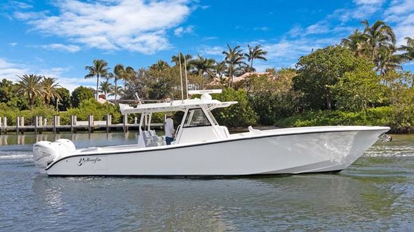 Yellowfin 39 Center Console