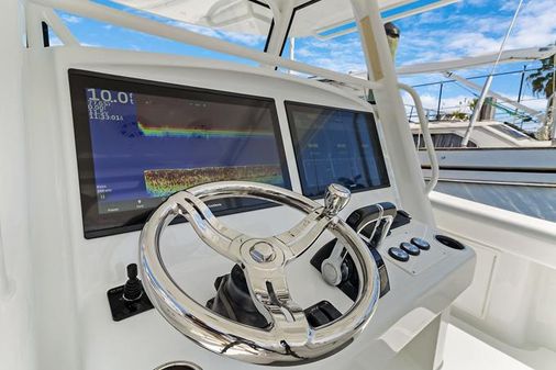 Yellowfin 39 Center Console image