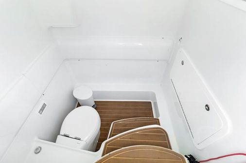 Yellowfin 39 Center Console image