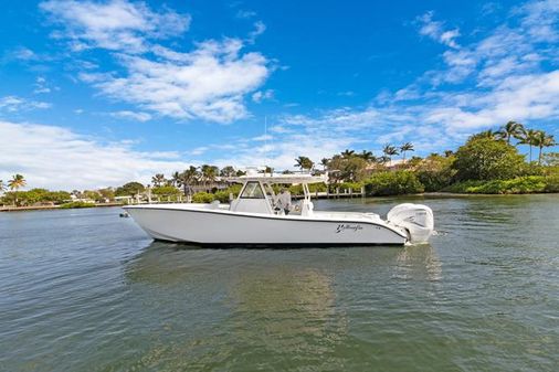 Yellowfin 39 Center Console image