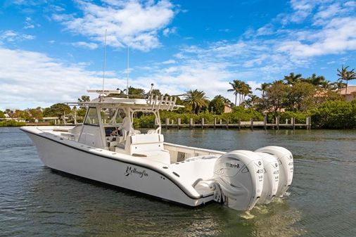 Yellowfin 39 Center Console image