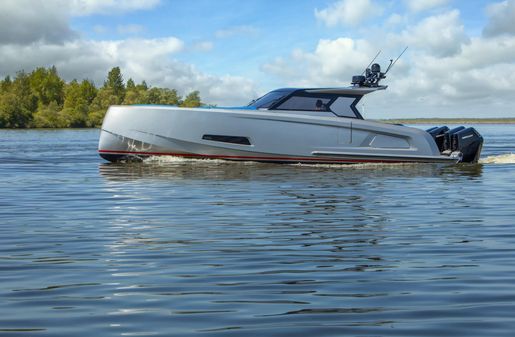 Vanquish Yachts VQ45 image