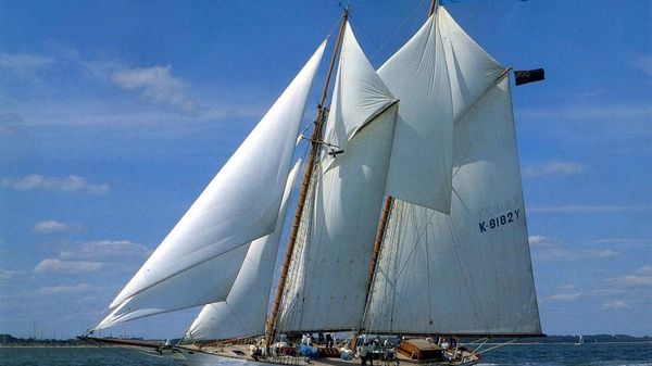 Herreshoff Schooner 