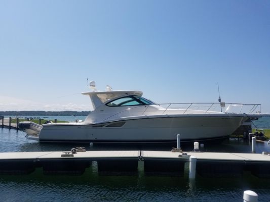 Tiara 4200 Open - main image