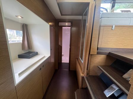 Fountaine Pajot MY 37 image
