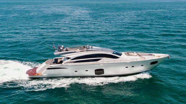 Pershing 82 image