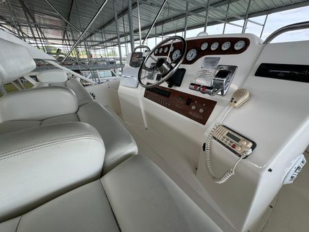 Silverton 392 Motor Yacht image