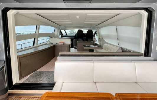 Pershing 74 image