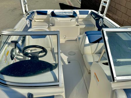 Bayliner 185-FLIGHT image