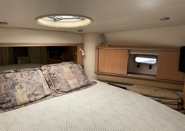 Bayliner 4085-AVANTI-SUNBRIDGE image