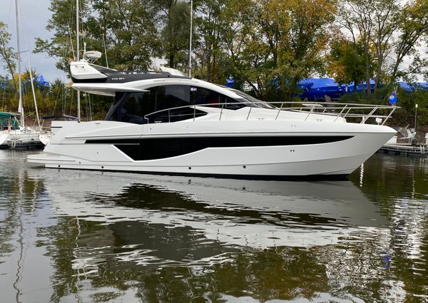 Galeon 470 Sky image