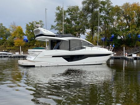 Galeon 470 Sky image