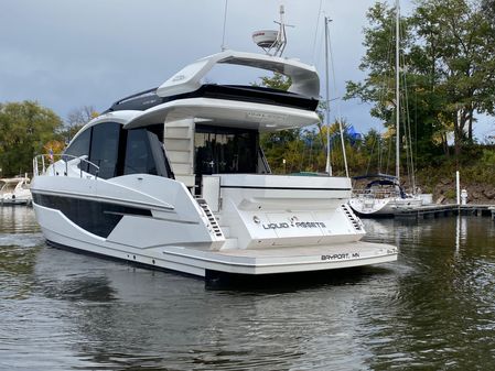 Galeon 470 Sky image