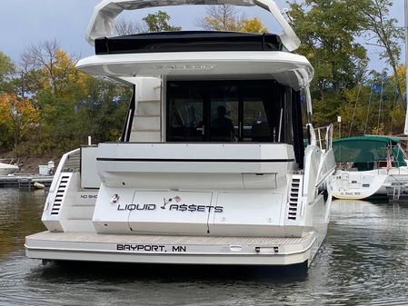 Galeon 470 Sky image