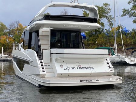 Galeon 470 Sky image